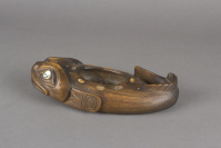 Haida%20artist%2C%20%3Cb%3E%3Ci%3E%20Dish%3C%2Fi%3E%3C%2Fb%3E%2C%20ca.%201900%2C%20wood%20with%20inlaid%20abalone%20shells%2C%20opercula%20shells%2C%20glass%20beads%2C%20and%20brass%2C%20The%20Elizabeth%20Cole%20Butler%20Collection%2C%20no%20known%20copyright%20restrictions%2C%202013.1.13